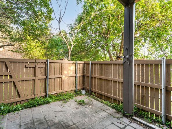 7122 Wood Hollow DR 13, Austin TX 78731