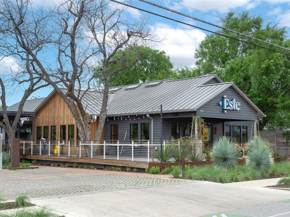2401 Manor RD 232, Austin TX 78722