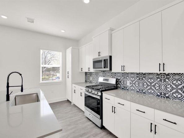 1106 Begonia TER 1, Austin TX 78741