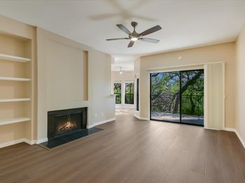4711 Spicewood Springs RD