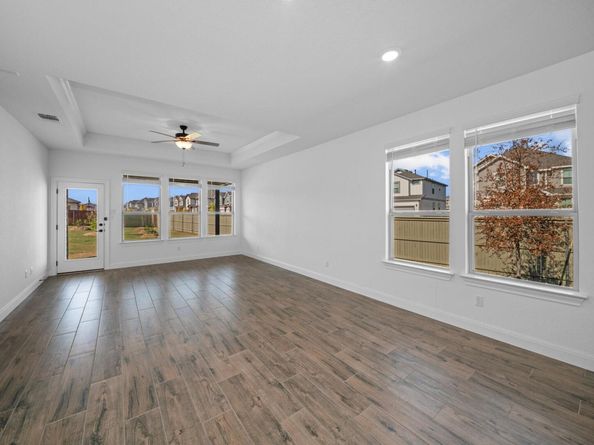 141 Bennington DR, Liberty Hill TX 78642