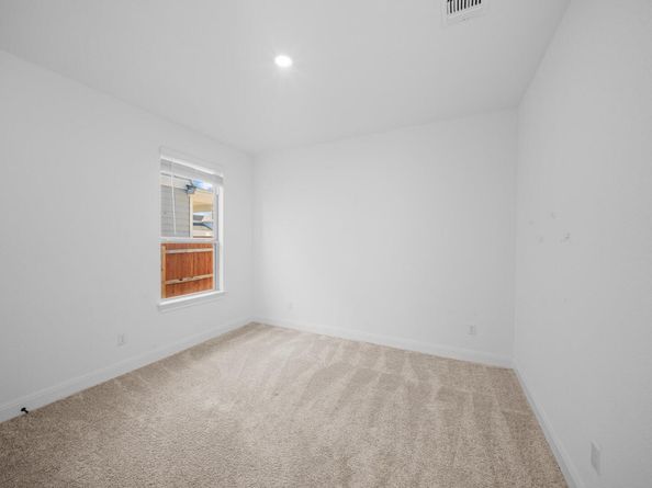 141 Bennington DR, Liberty Hill TX 78642