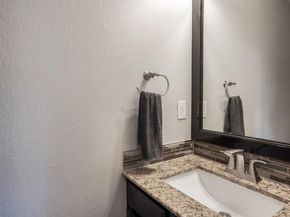 17520 Klamath Falls DR, Round Rock TX 78681