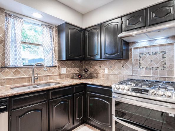 17520 Klamath Falls DR, Round Rock TX 78681