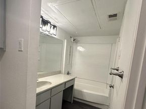 4500 E Oltorf ST 105, Austin TX 78741