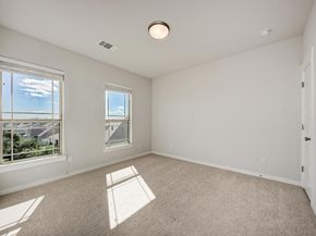 11625 Lake Stone DR 66, Austin TX 78738