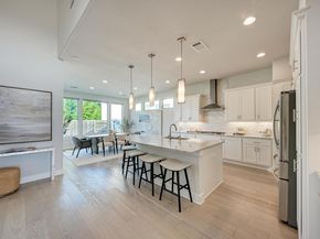 11625 Lake Stone DR 66, Austin TX 78738