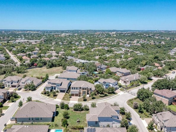 11625 Lake Stone DR 66, Austin TX 78738
