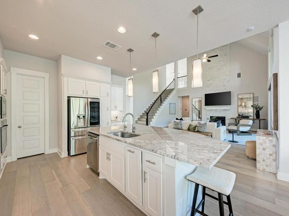 11625 Lake Stone DR 66, Austin TX 78738