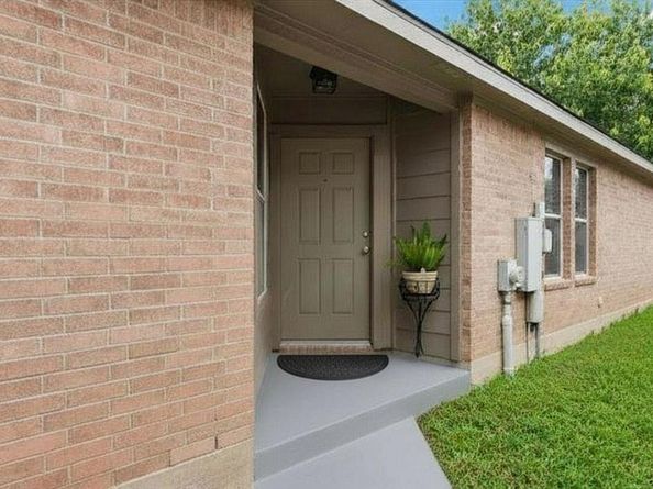 11225 Autumn Ash DR, Austin TX 78652