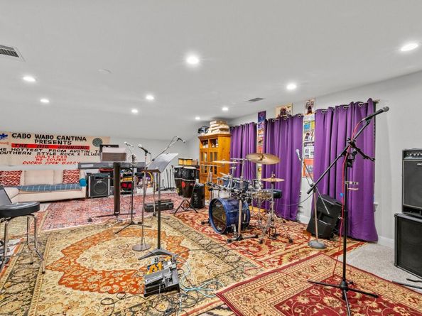 5608 Arroyo RD, Austin TX 78734