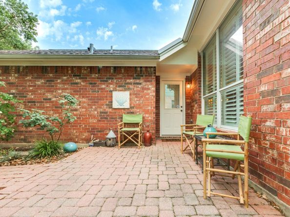227 Village Park DR, Georgetown TX 78633