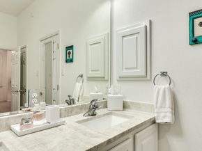 227 Village Park DR, Georgetown TX 78633