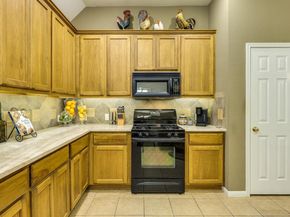 227 Village Park DR, Georgetown TX 78633