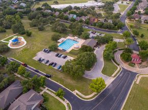 227 Village Park DR, Georgetown TX 78633