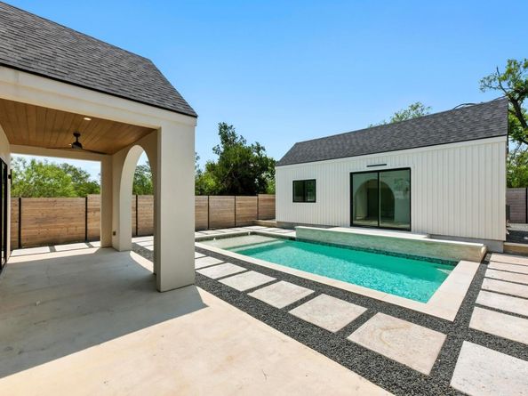 5203 Star Light TER 1, Austin TX 78721