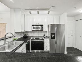 9525 N Capital of Tx Hwy 636, Austin TX 78759