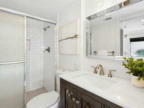 102 World Of Tennis SQ, Austin TX 78738