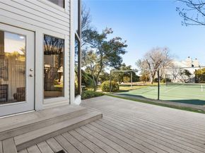 102 World Of Tennis SQ, Austin TX 78738