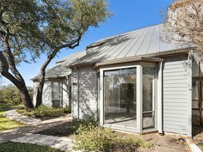 102 World Of Tennis SQ, Austin TX 78738