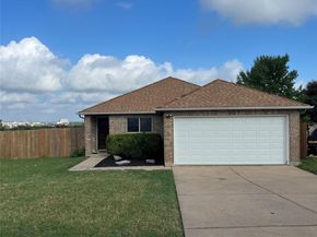 2932 Donnell DR, Round Rock TX 78664