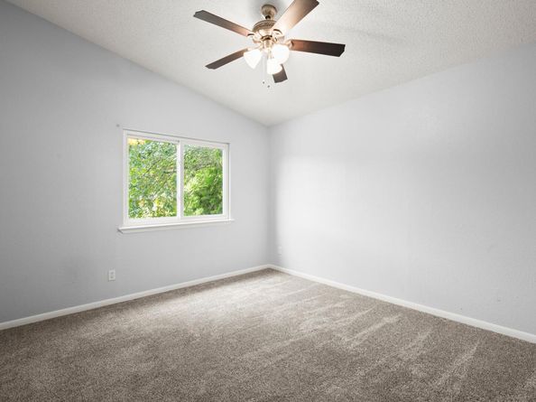 10905 Elm ST, Jonestown TX 78645