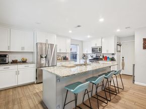6803 Moonmont DR, Austin TX 78745