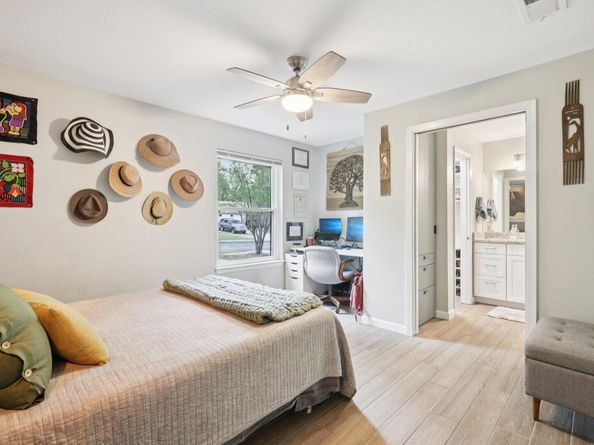 6803 Moonmont DR, Austin TX 78745
