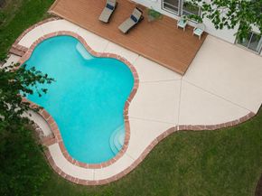 208 Settlers Valley DR, Pflugerville TX 78660