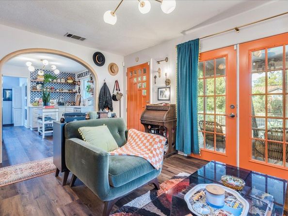 5711 Avenue G, Austin TX 78752