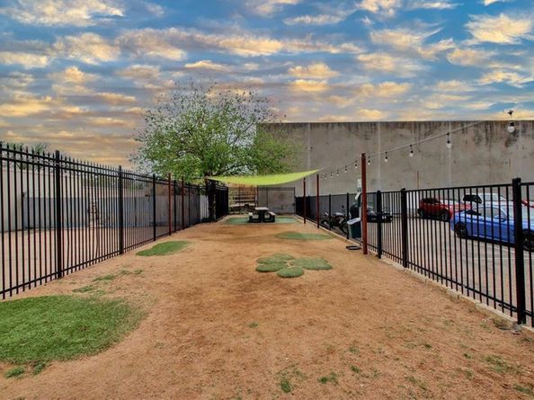 909 Reinli ST 102, Austin TX 78751