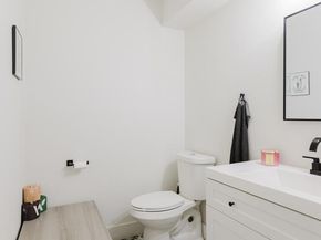 909 Reinli ST 102, Austin TX 78751