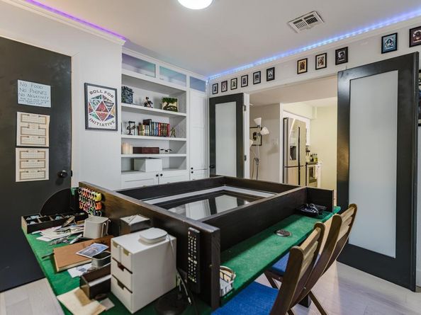 909 Reinli ST 102, Austin TX 78751