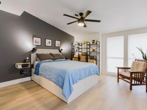 909 Reinli ST 102, Austin TX 78751