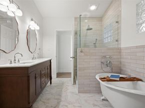 909 E 50th ST, Austin TX 78751