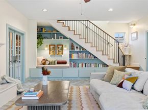 909 E 50th ST, Austin TX 78751