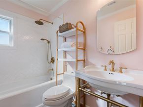 909 E 50th ST, Austin TX 78751