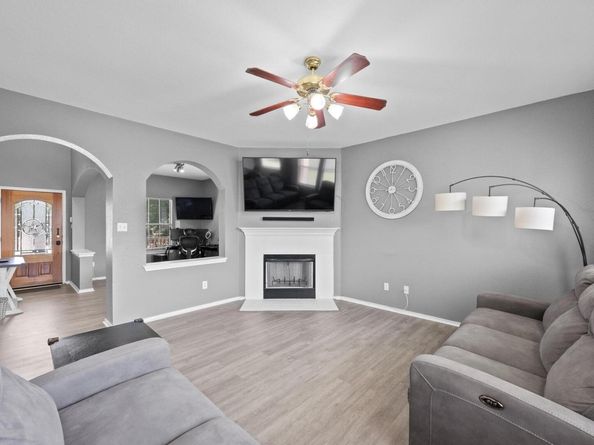 9401 Brandts Wood ST, Austin TX 78744