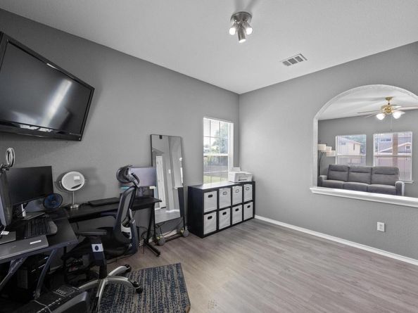 9401 Brandts Wood ST, Austin TX 78744