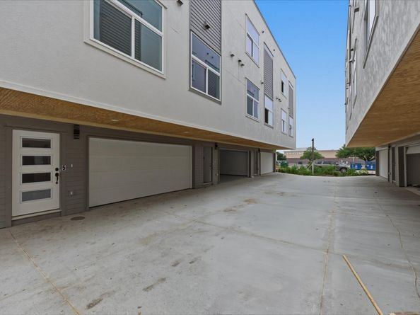 7920 Mullen DR 5, Austin TX 78757