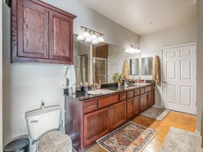 910 W 25th ST 406, Austin TX 78705