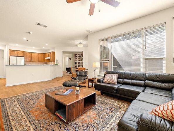 134 Great Frontier DR, Georgetown TX 78633