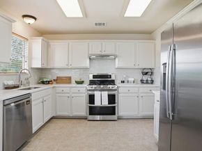 4405 Hoffman DR, Austin TX 78749
