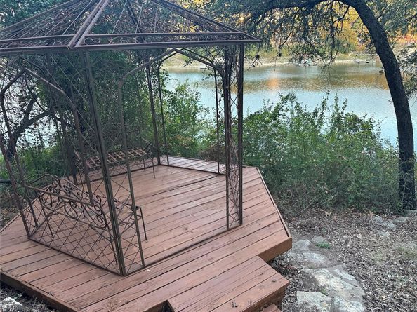 10903 Lakeside DR, Jonestown TX 78645