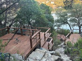 10903 Lakeside DR, Jonestown TX 78645