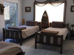 10903 Lakeside DR, Jonestown TX 78645