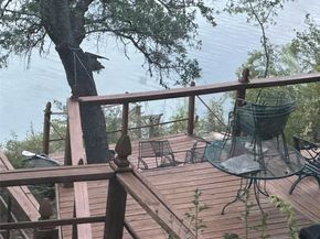 10903 Lakeside DR, Jonestown TX 78645