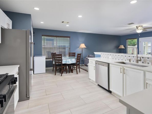 207 Presidio DR, Leander TX 78641