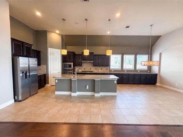122 Bluehaw DR, Georgetown TX 78628