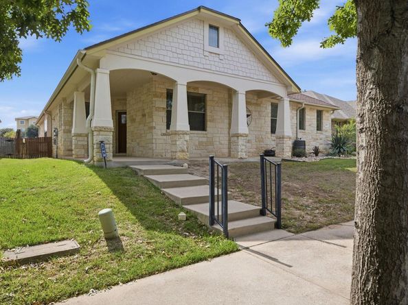 209 Sycamore ST, Georgetown TX 78633